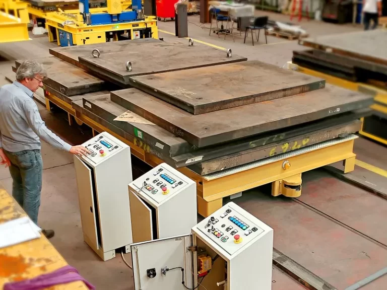 Automated-shuttles-70-t